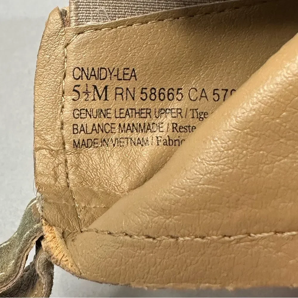 Caslon Cnaidy-Lea Suede Wedge Sneakers – Tan – Women’s Size 5.5M (A-1516)